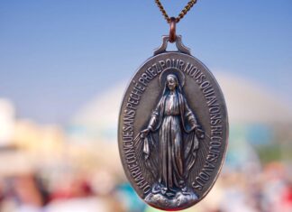 Novenas, triduos y Fiestas de La Medalla Milagrosa